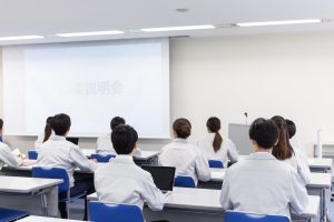 安全衛生教育を実施するイメージ