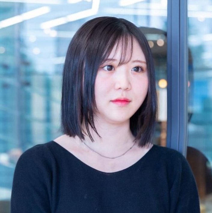 小松 由奈